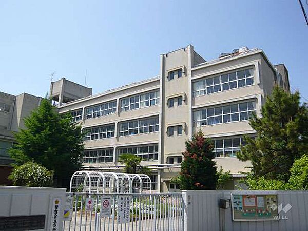 花里小学校[公立]の外観