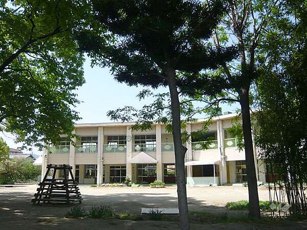おぎの幼稚園[公立]の外観