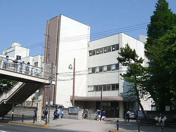 東中学校[公立]の外観