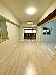 ウイングス西本町 7階2LDKのリビング/ダイニング