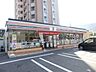周辺：セブンイレブン八幡桃園公園前店(290m)