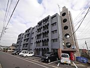 八幡駅よりバス19分 徒歩2分 3階 築50年2ヶ月の賃貸物件