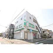 川崎駅よりバス13分 徒歩2分 3階 築35年2ヶ月の賃貸物件