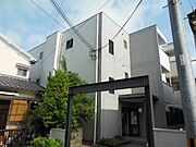 御陵駅より徒歩7分 築35年5ヶ月 3階建の賃貸物件