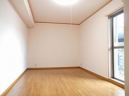 フォレスト 1階1Kのリビング/ダイニング