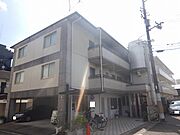 山科駅より徒歩5分 築32年2ヶ月 3階建の賃貸物件