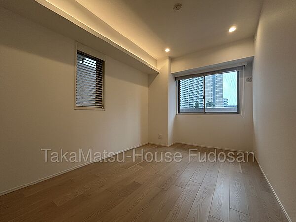 洋室