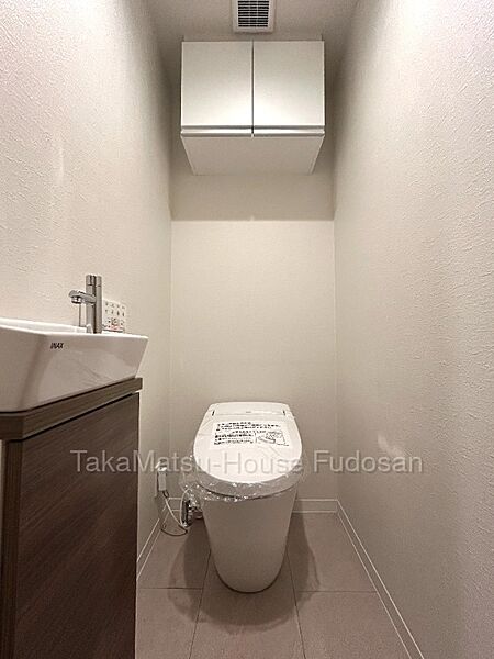 トイレを拡大表示