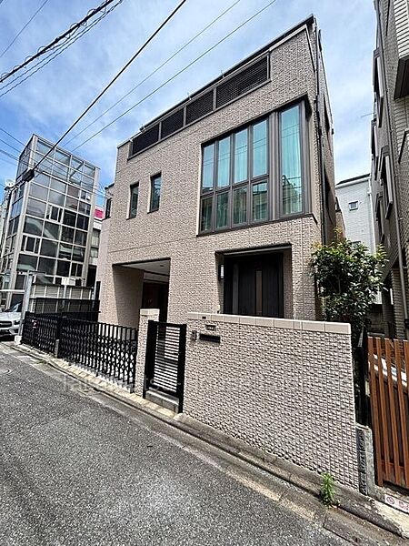 現況空室のためスムーズな内覧が可能です。