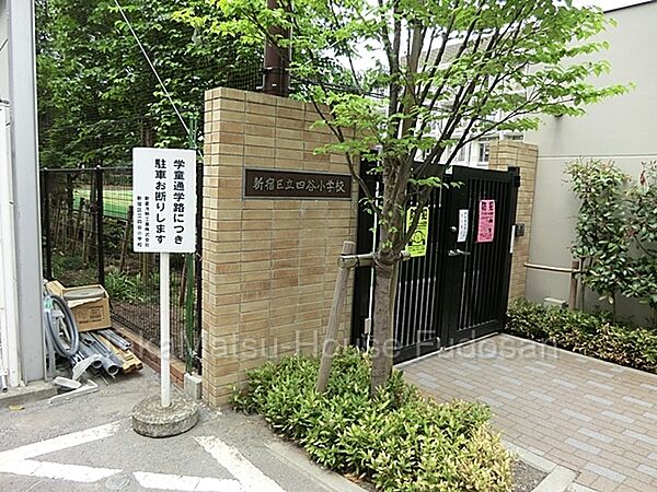徒歩9分