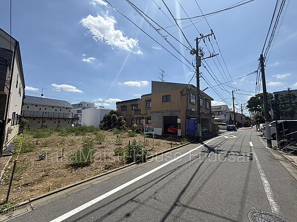 前面道路北側約5.4ｍ