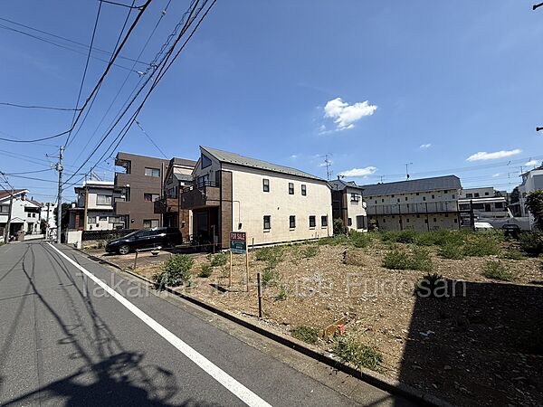 西側からの土地の写真