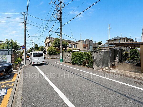 現地写真（8月21日撮影。現状解体中。更地にしてお引渡いたします）