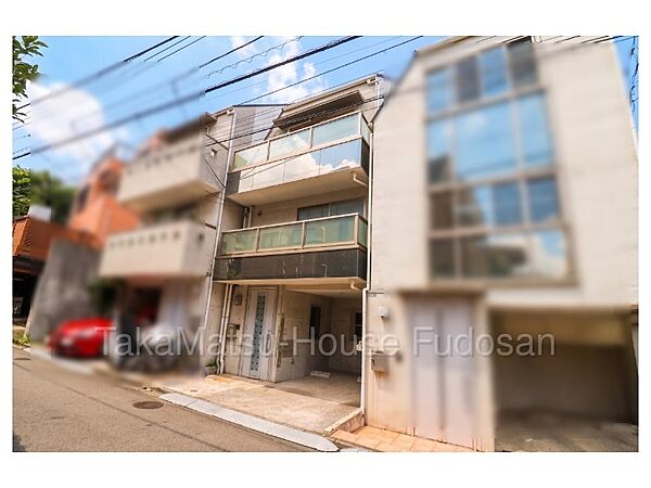 ※隣地住居はぼかし加工をしております