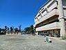 周辺：綺麗な校舎で勉強出来ます