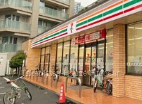 セブンイレブン渋谷本町3丁目店まで徒歩1分