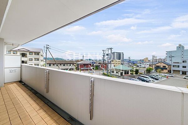 apartment 福島県いわき市平字上川原75-2
地図を見る