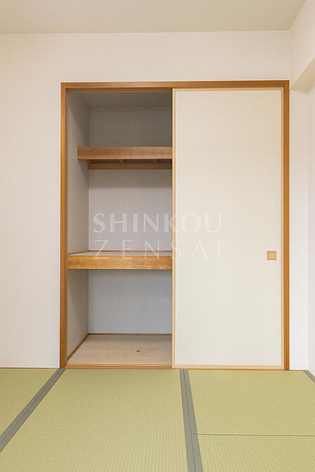 和室 押入れ収納