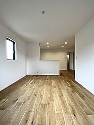 レイクサイド大保 101 1階2LDKのリビング/ダイニング