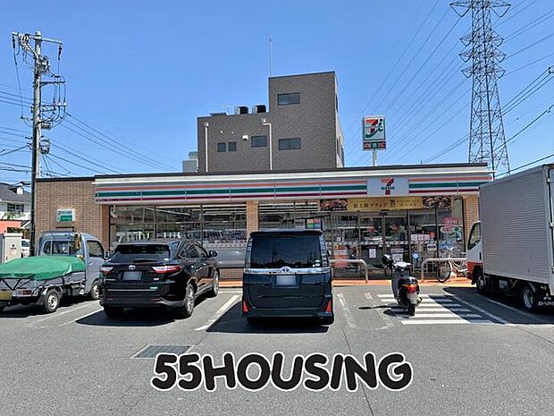 セブンイレブン川口伊刈店 徒歩9分。 710m