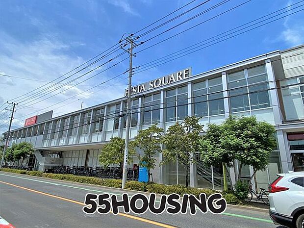 フェスタスクエア 徒歩7分。 560m