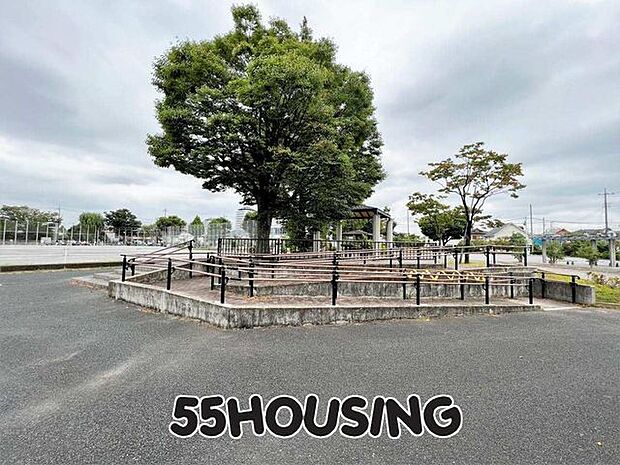 観音寺下公園 徒歩8分。 580m