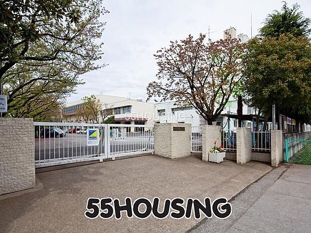 川口市立在家小学校 徒歩6分。 500m