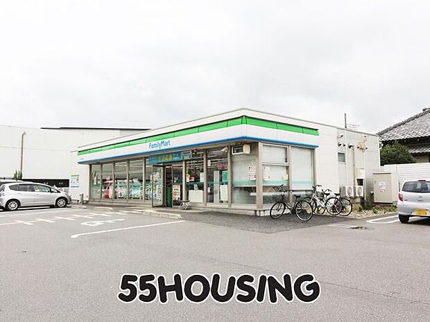 ファミリーマート川口芝高木店 徒歩4分。 260m
