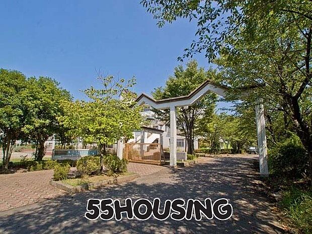 伊奈町立南中学校 徒歩14分。 1120m