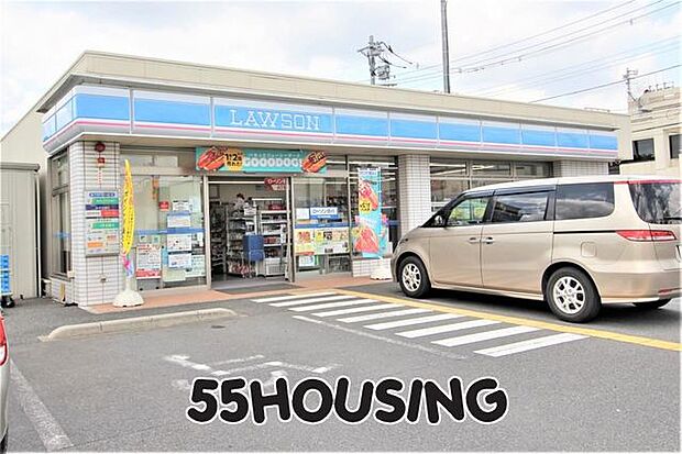 ローソン伊奈小室店 徒歩9分。 720m