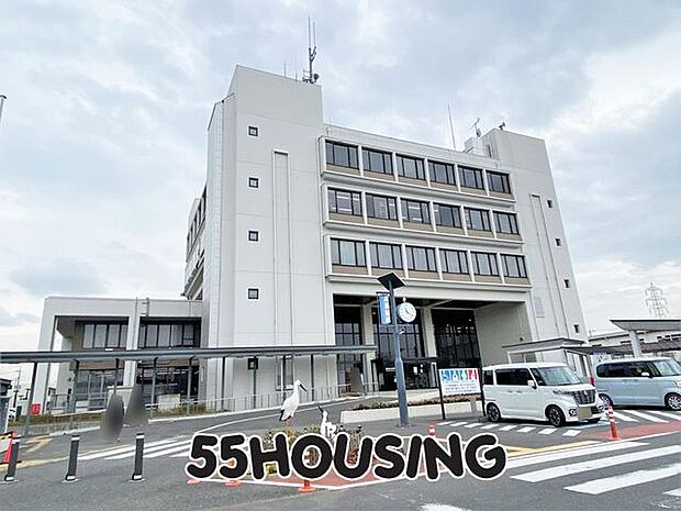 鴻巣市役所 徒歩6分。 460m