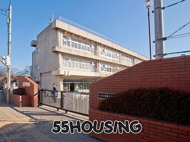 さいたま市立日進小学校 徒歩13分。 1000m