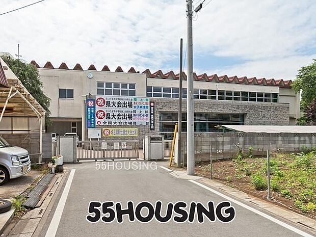 さいたま市立片柳中学校 徒歩7分。 500m