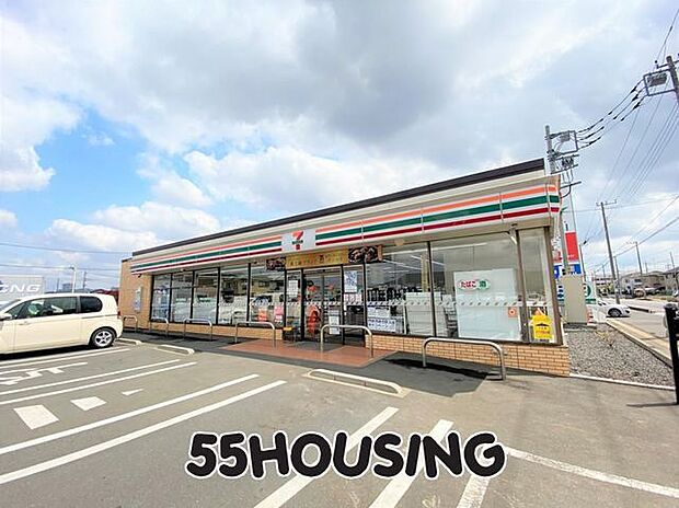 セブンイレブン上尾小泉氷川店 徒歩8分。 620m