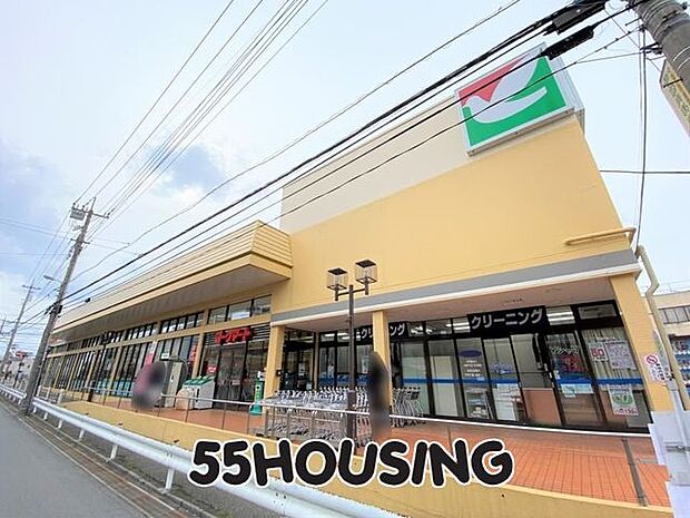 ヨークマート桶川店 徒歩9分。 700m