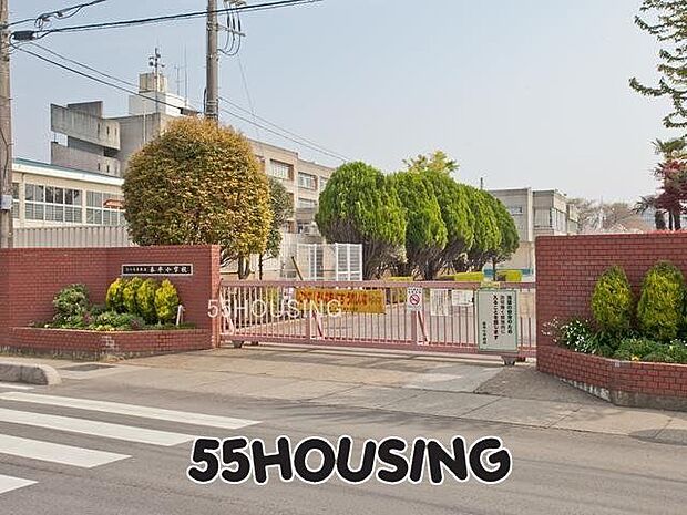 さいたま市立泰平小学校 徒歩2分。 160m