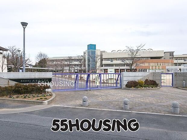 春日部市立武里西小学校 徒歩3分。 180m