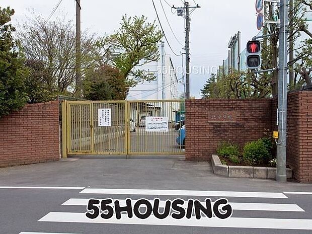 川口市立北中学校 徒歩23分。 1780m