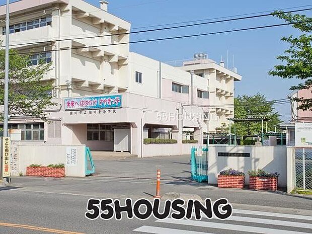 桶川市立桶川東小学校 徒歩9分。 694m