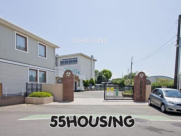 さいたま市立針ケ谷小学校 徒歩7分。 550m