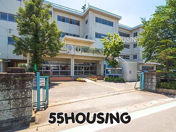 宮代町立須賀中学校 徒歩14分。 1120m