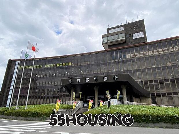 春日部市役所 徒歩21分。 1610m