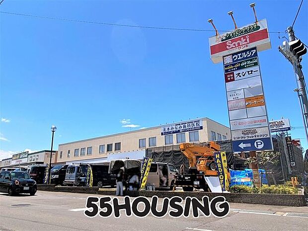 北本ショッピングプラザ 徒歩9分。 670m