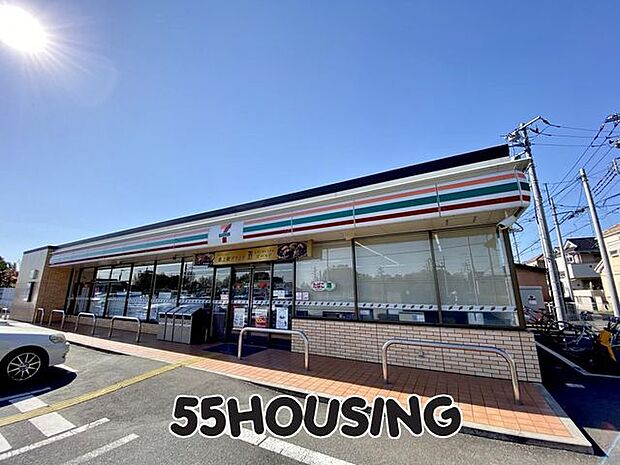 セブンイレブン北本緑1丁目店 徒歩4分。 320m