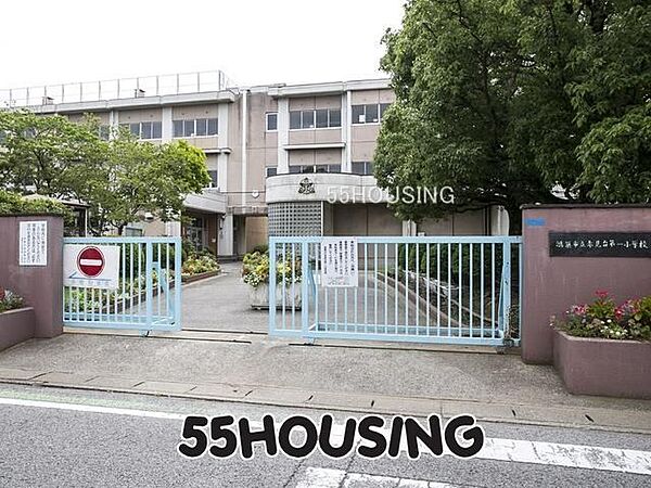 鴻巣市立赤見台第一小学校 徒歩13分。 1030m