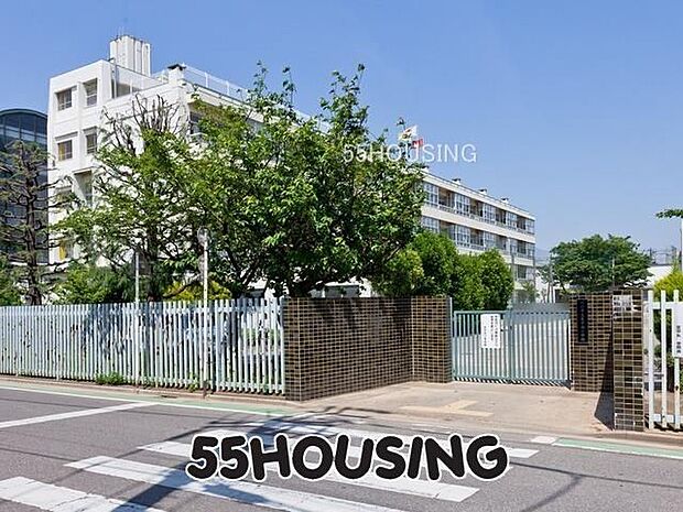 川口市立芝中央小学校 徒歩6分。 420m