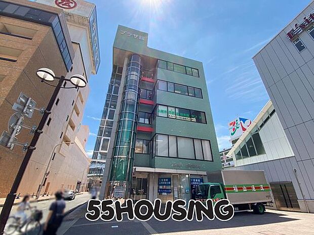 上尾市図書館上尾駅前分館 徒歩6分。 430m