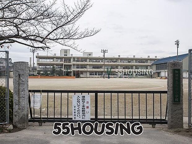 加須市立礼羽小学校 徒歩5分。 362m