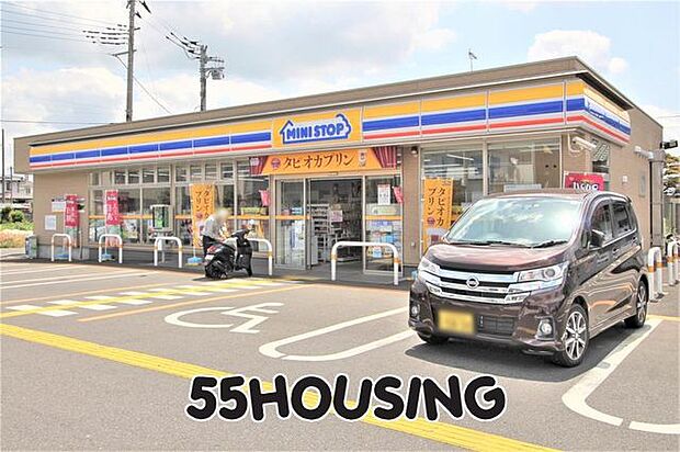ミニストップ伊奈本町店 徒歩6分。 450m