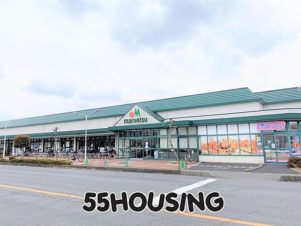 マルエツ上尾井戸木店 徒歩9分。 700m